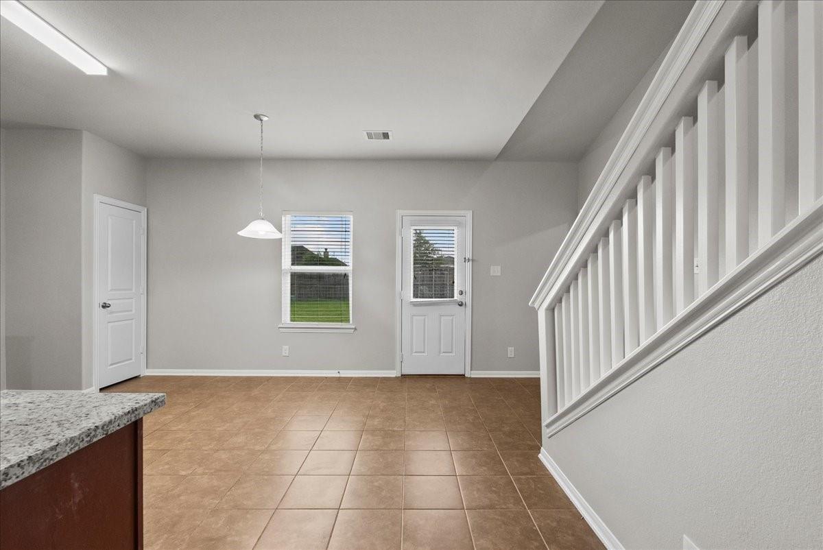 8518 Starling Court, Baytown