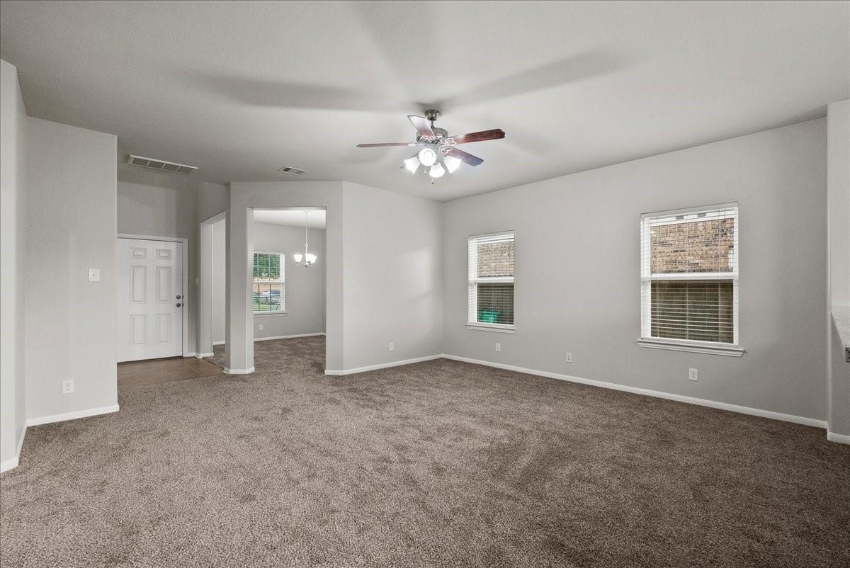 8518 Starling Court, Baytown