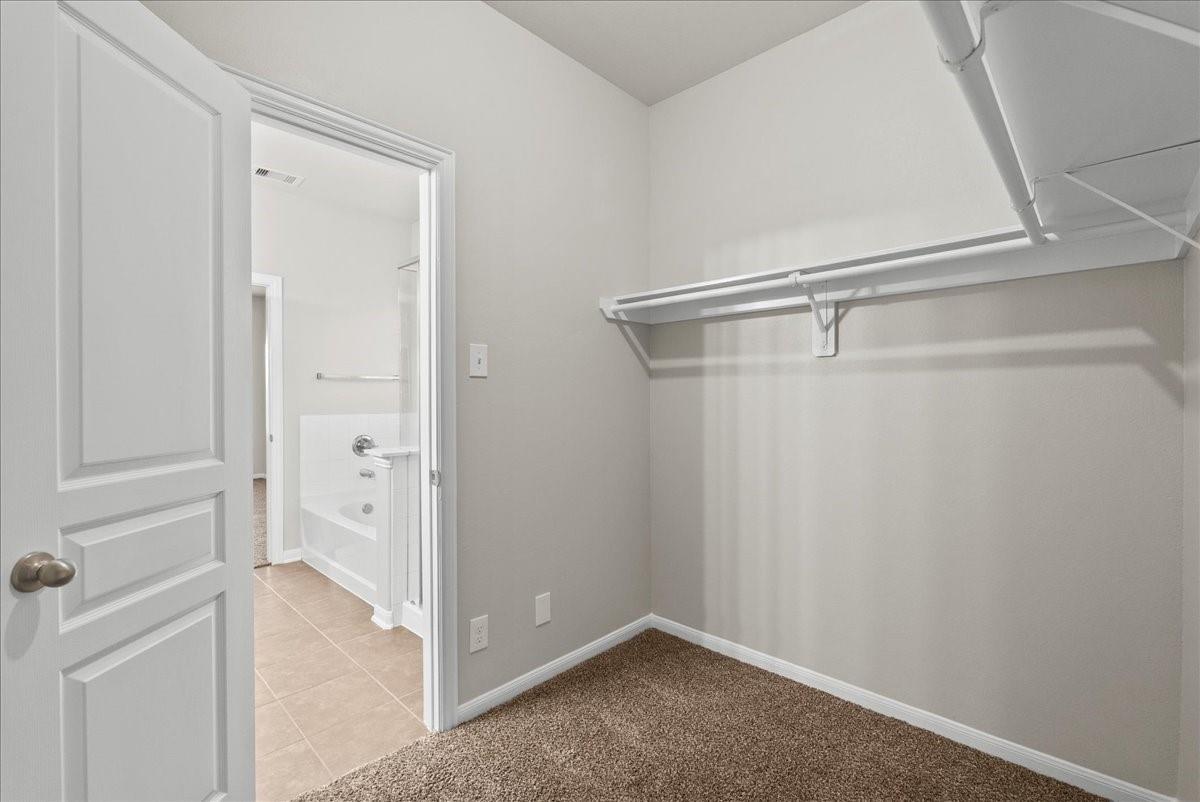 8518 Starling Court, Baytown