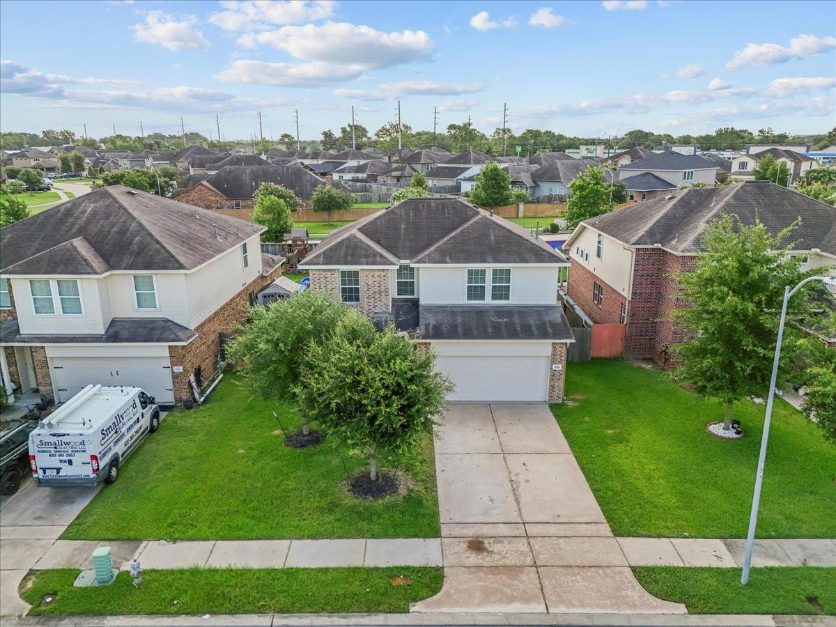 8518 Starling Court, Baytown