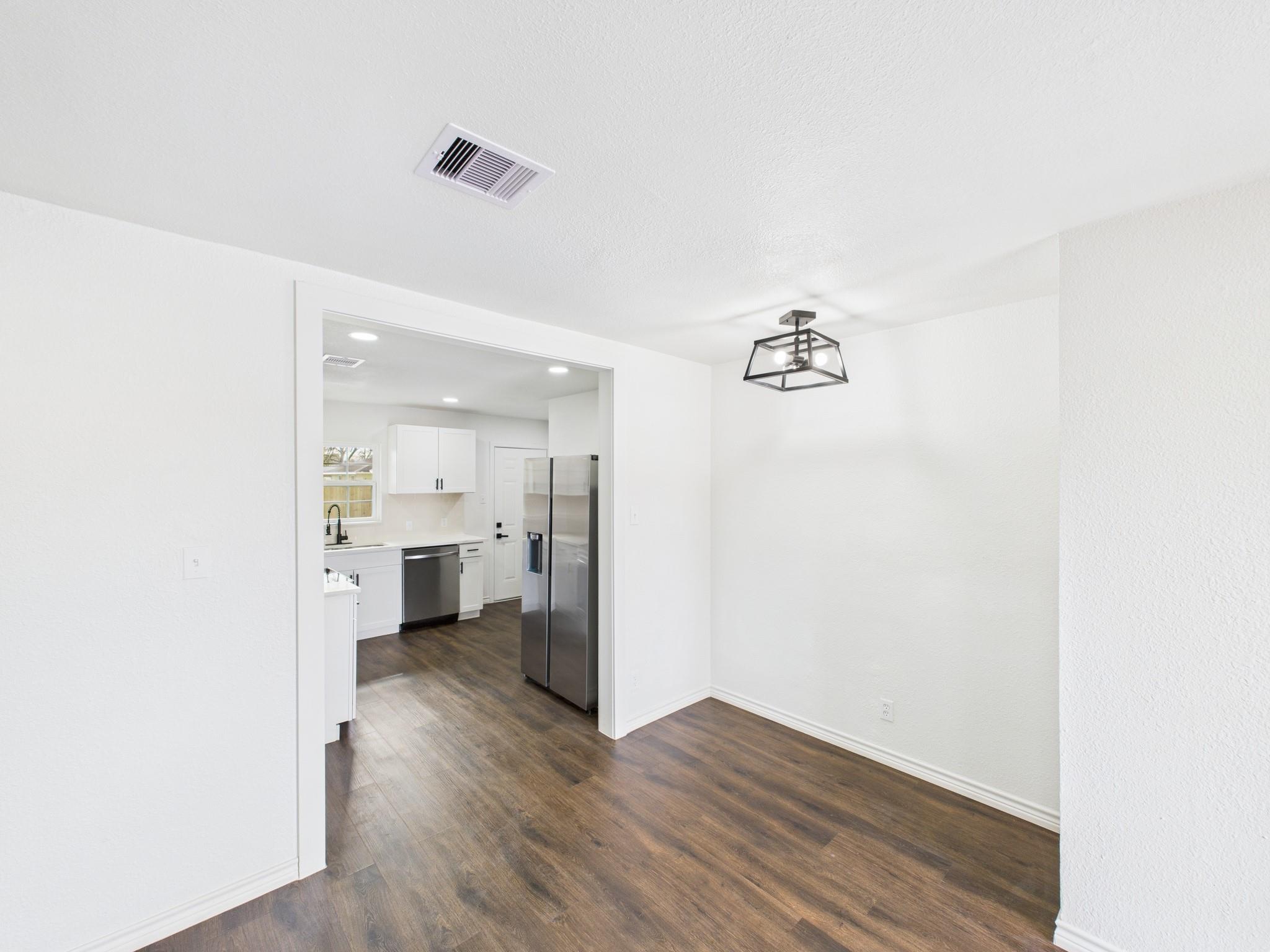 6206 Bellfort Street