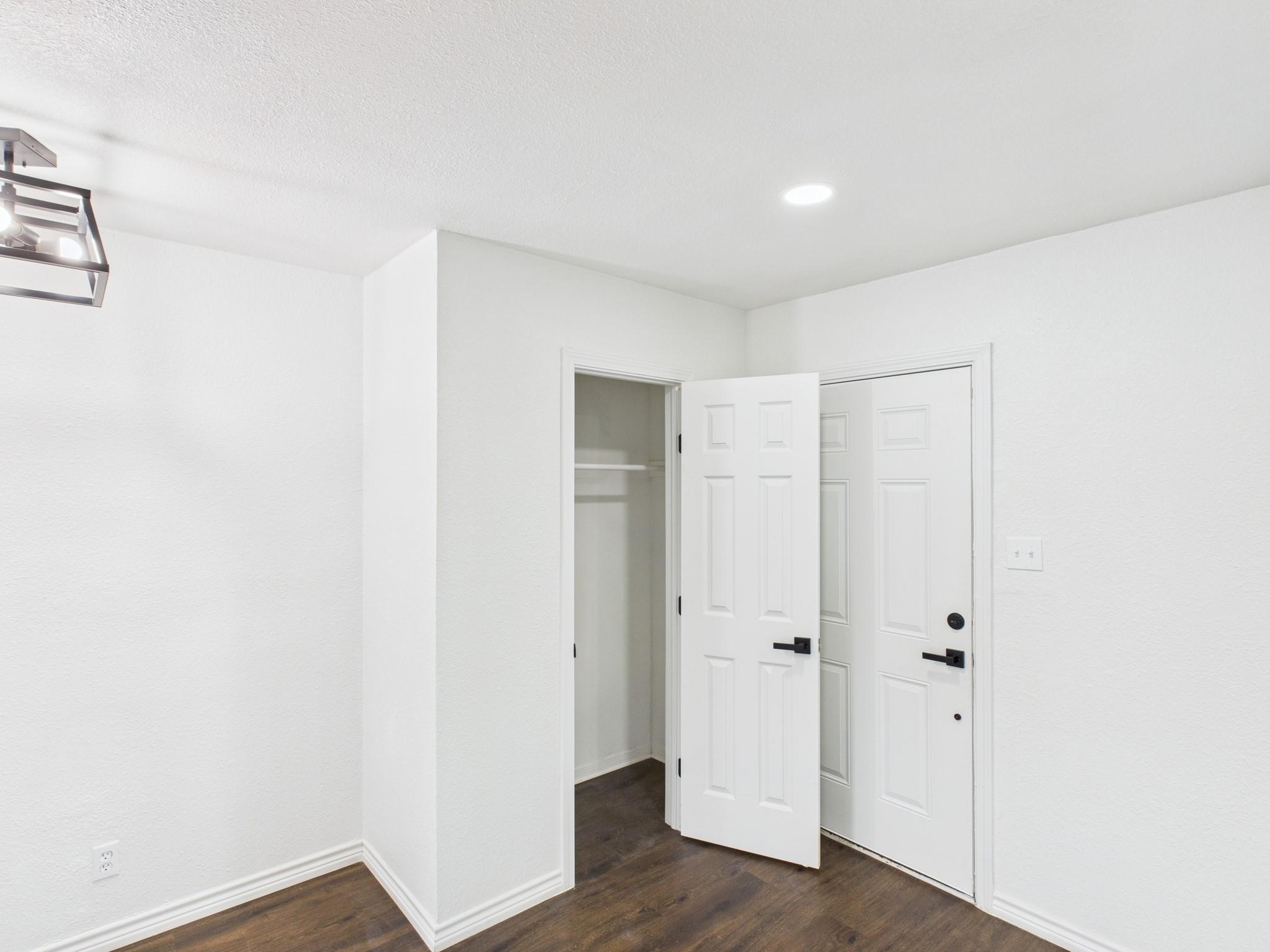 6206 Bellfort Street