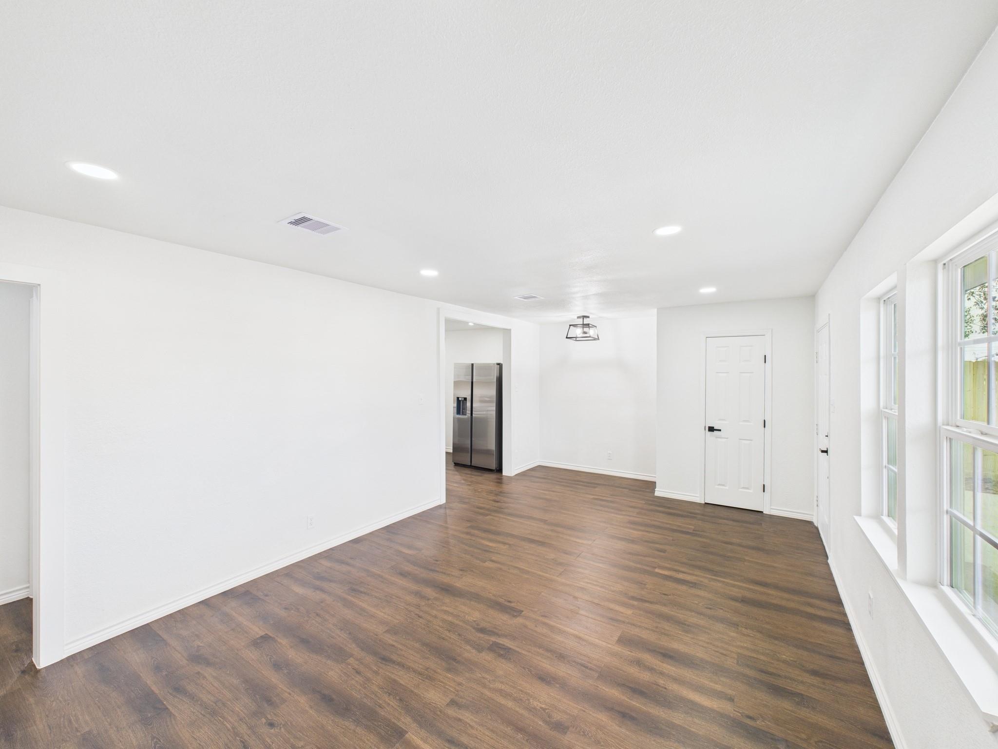 6206 Bellfort Street