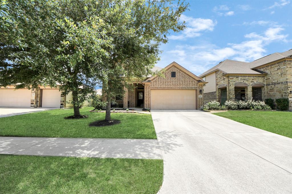 6810 Hunters Trace Lane