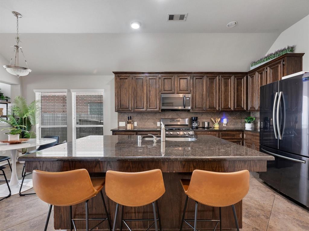 2042 Shore Breeze Drive
