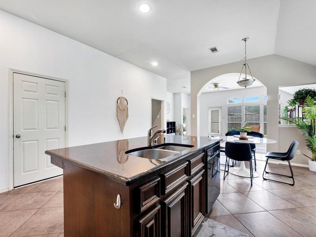 2042 Shore Breeze Drive