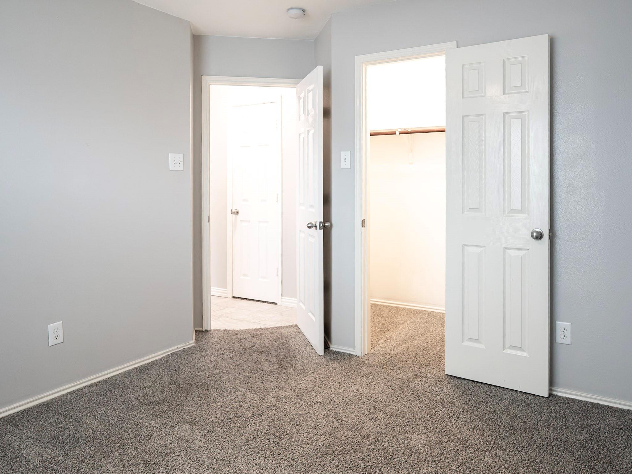 2414 Alcove Foster Court