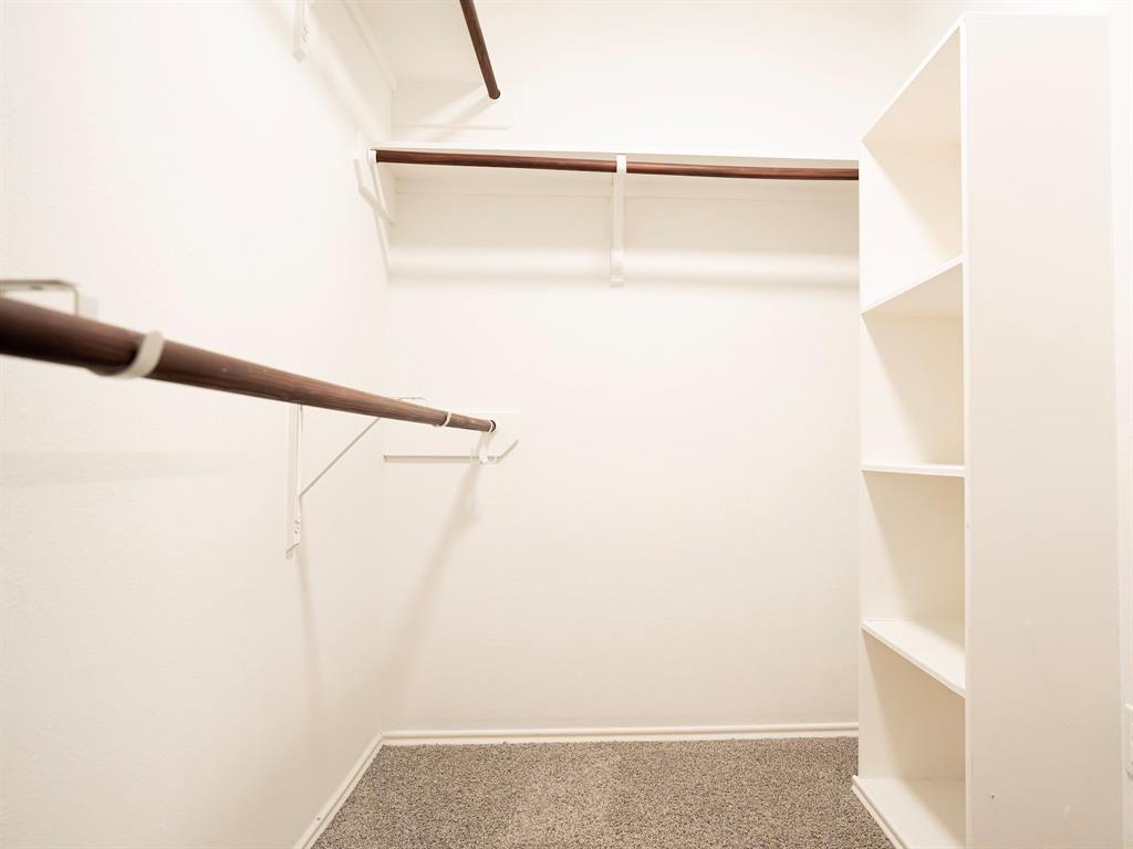2414 Alcove Foster Court