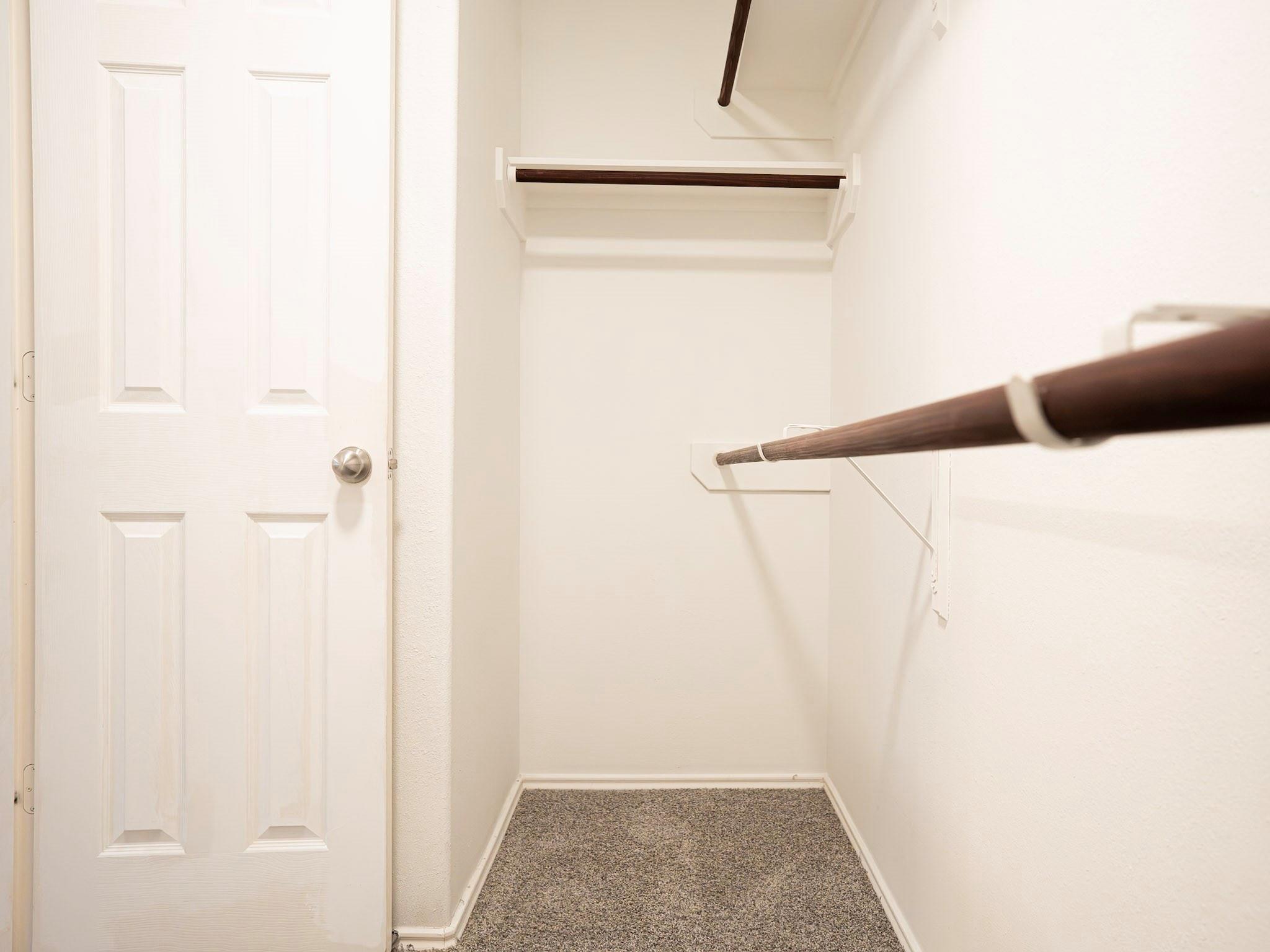 2414 Alcove Foster Court