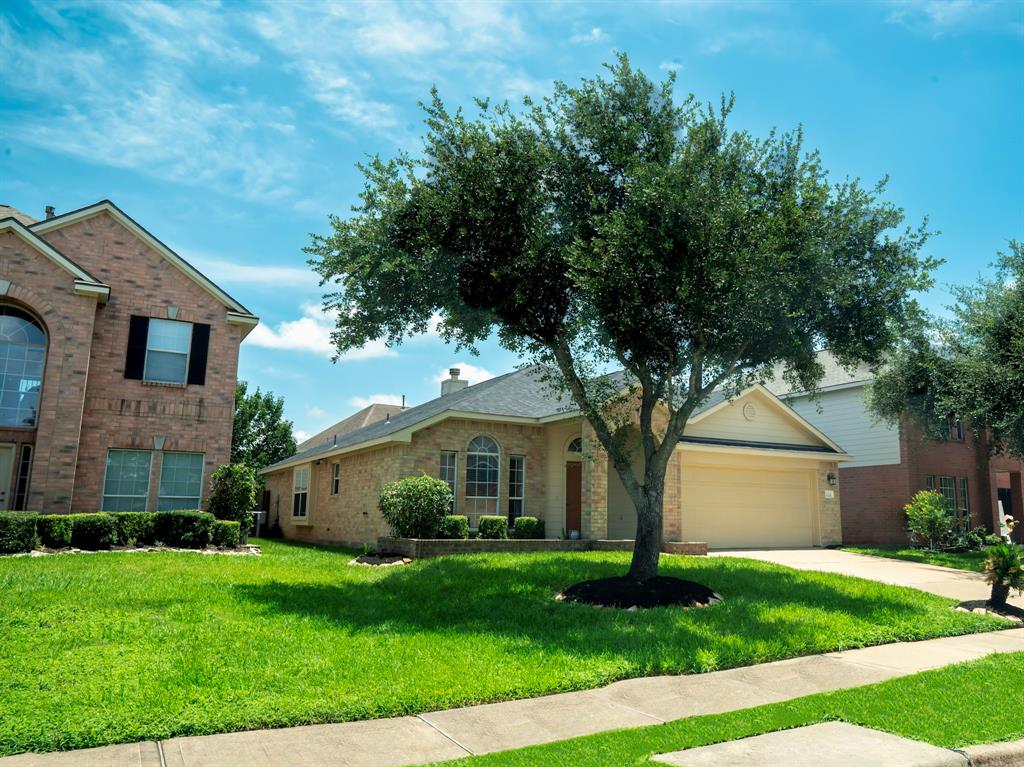 2414 Alcove Foster Court