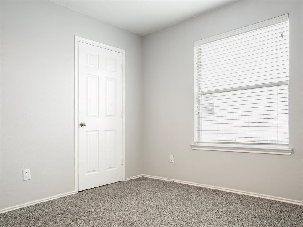 2414 Alcove Foster Court