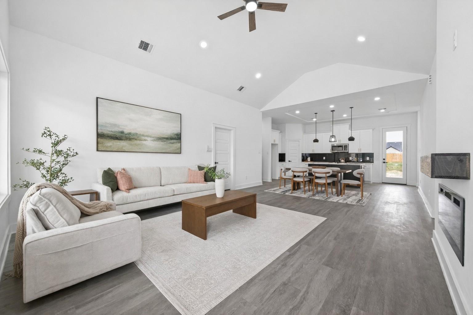 1129 Long Leaf Pine Street