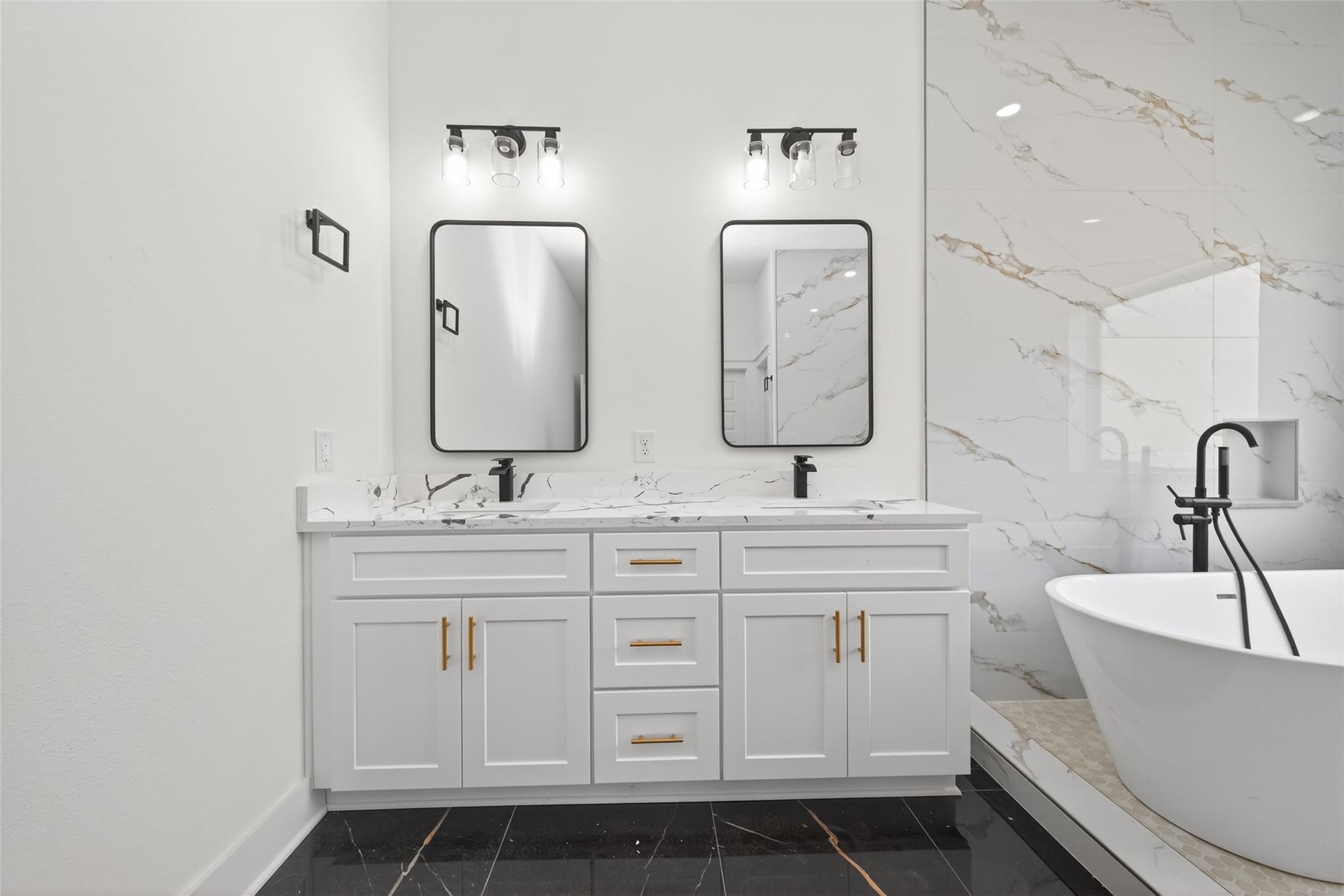 1129 Long Leaf Pine Street