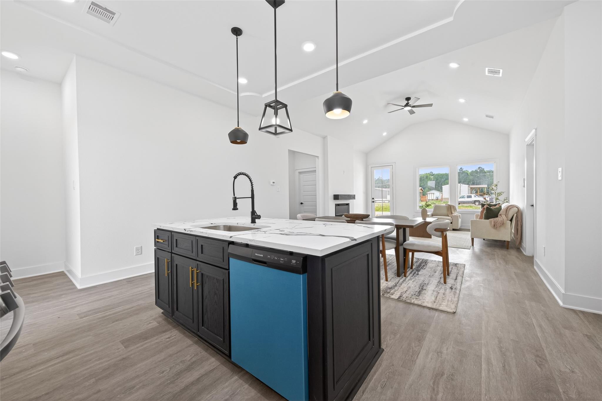 1129 Long Leaf Pine Street