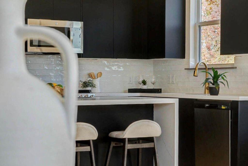 4803 Paula Street Unit: A/B