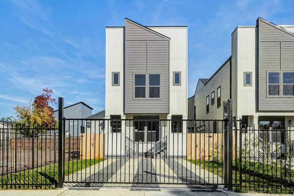 4803 Paula Street Unit: A/B