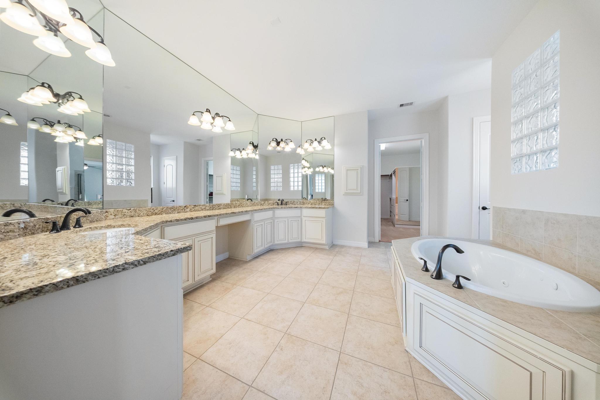 5706 Camden Springs