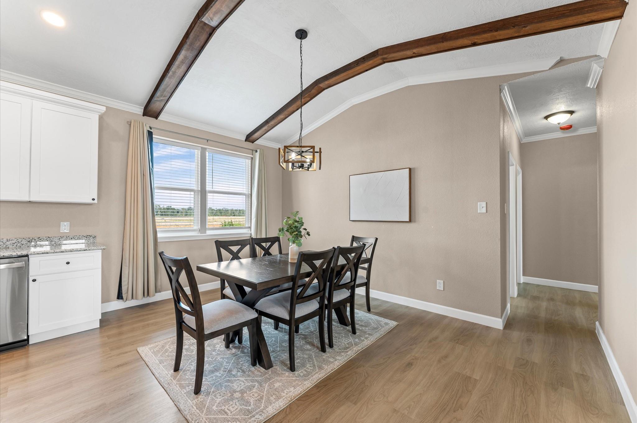 1207 Peter Pine Street