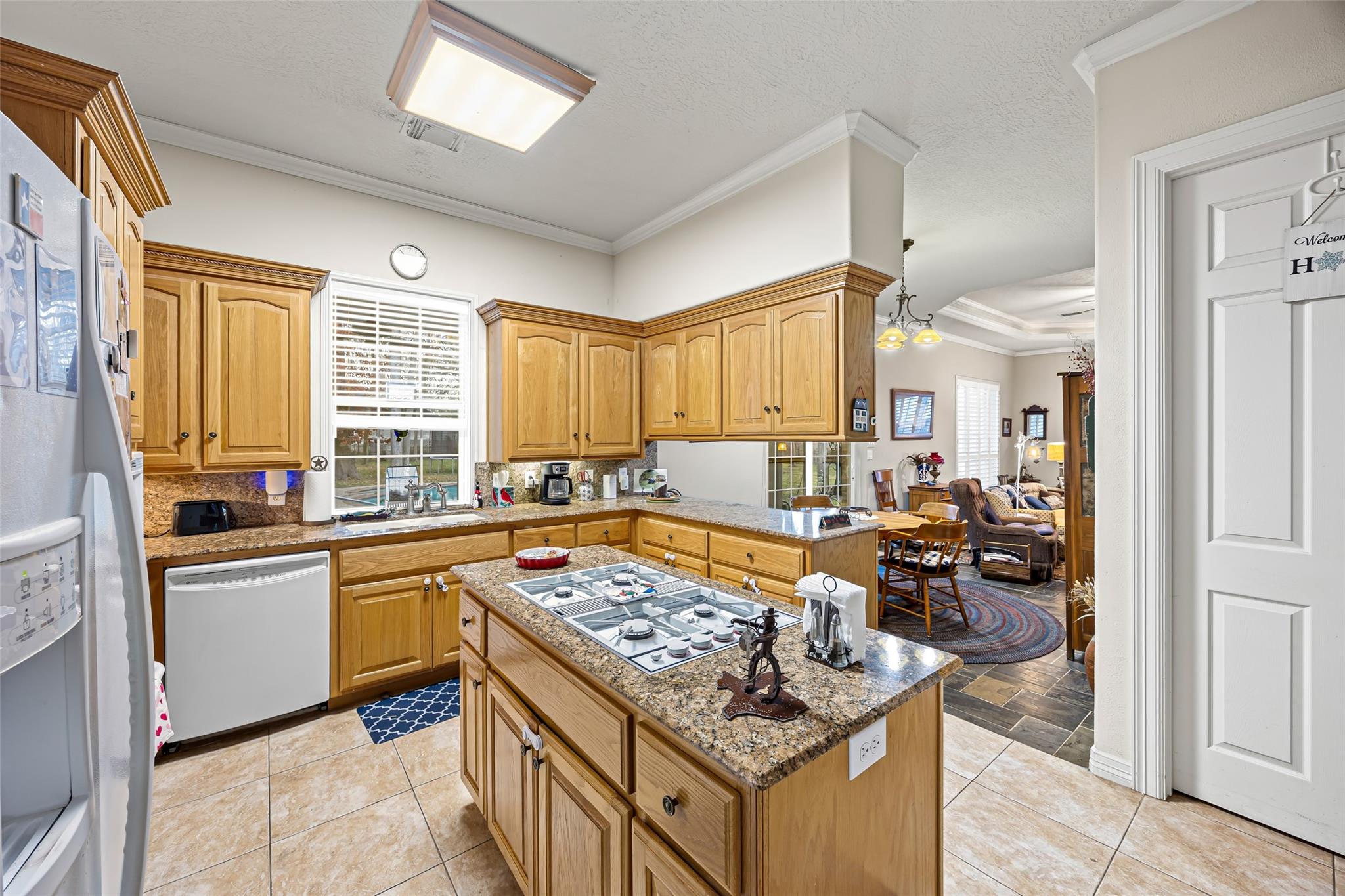 3015 River Forest Dr