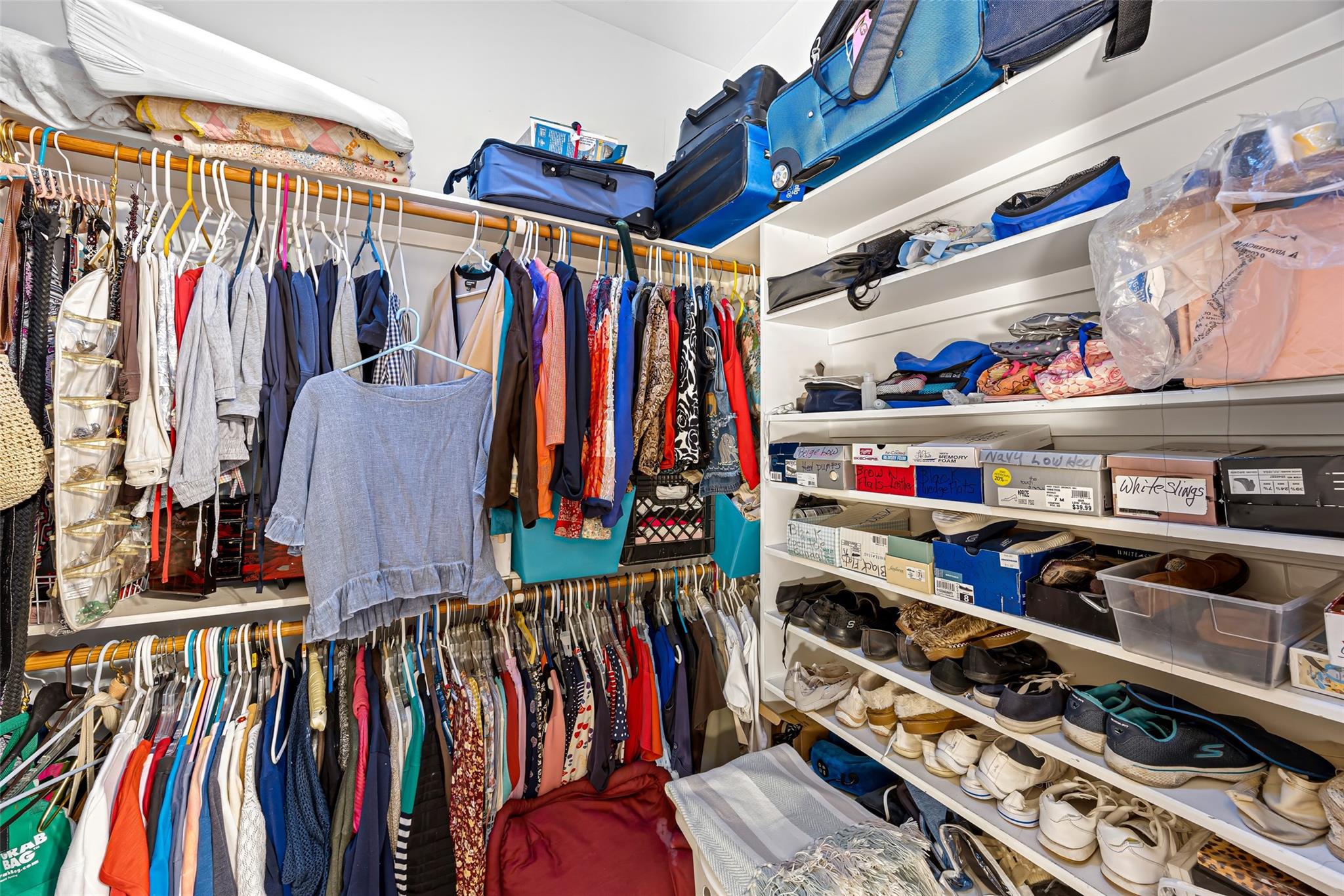 3015 River Forest Dr