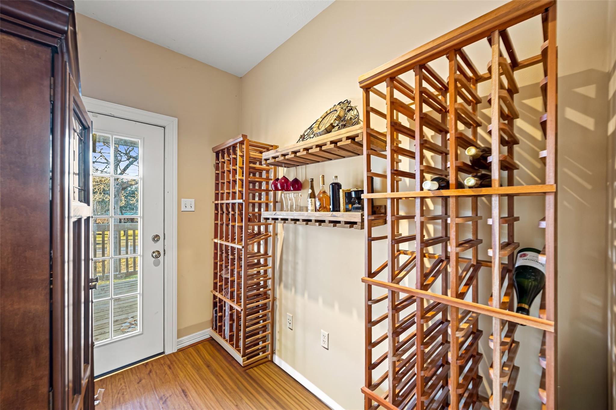 3015 River Forest Dr