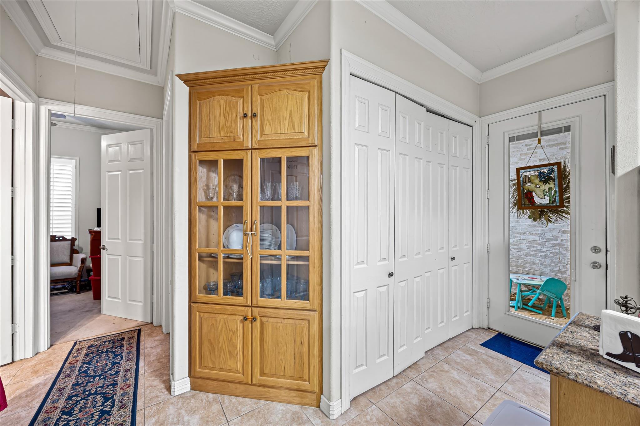 3015 River Forest Dr