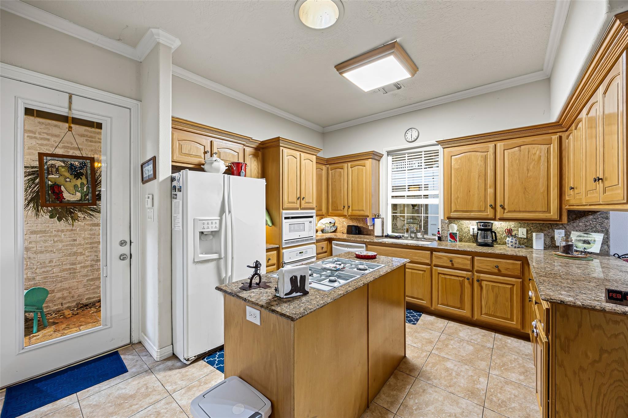 3015 River Forest Dr