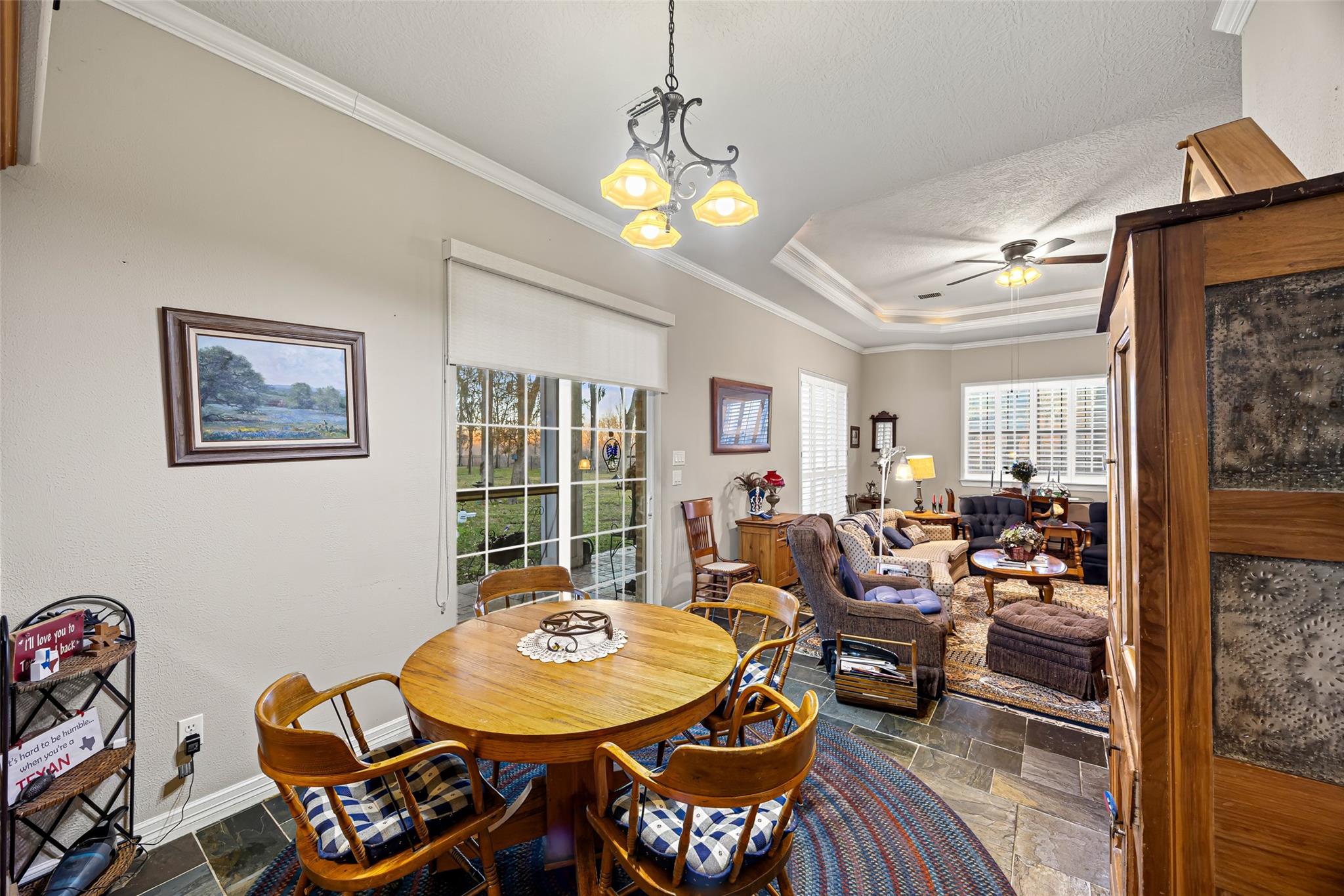 3015 River Forest Dr