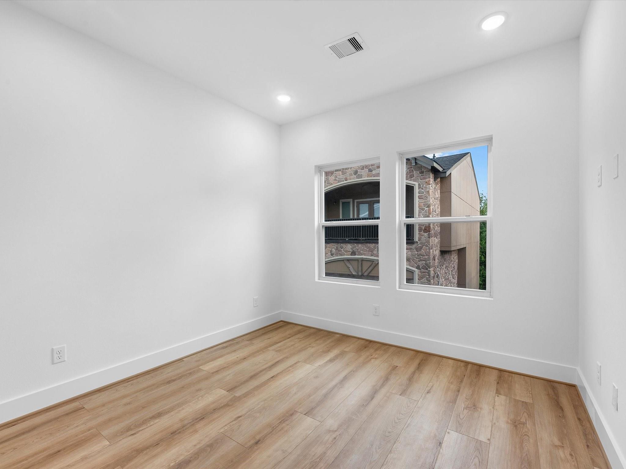 4802 Elysian Street Unit: E