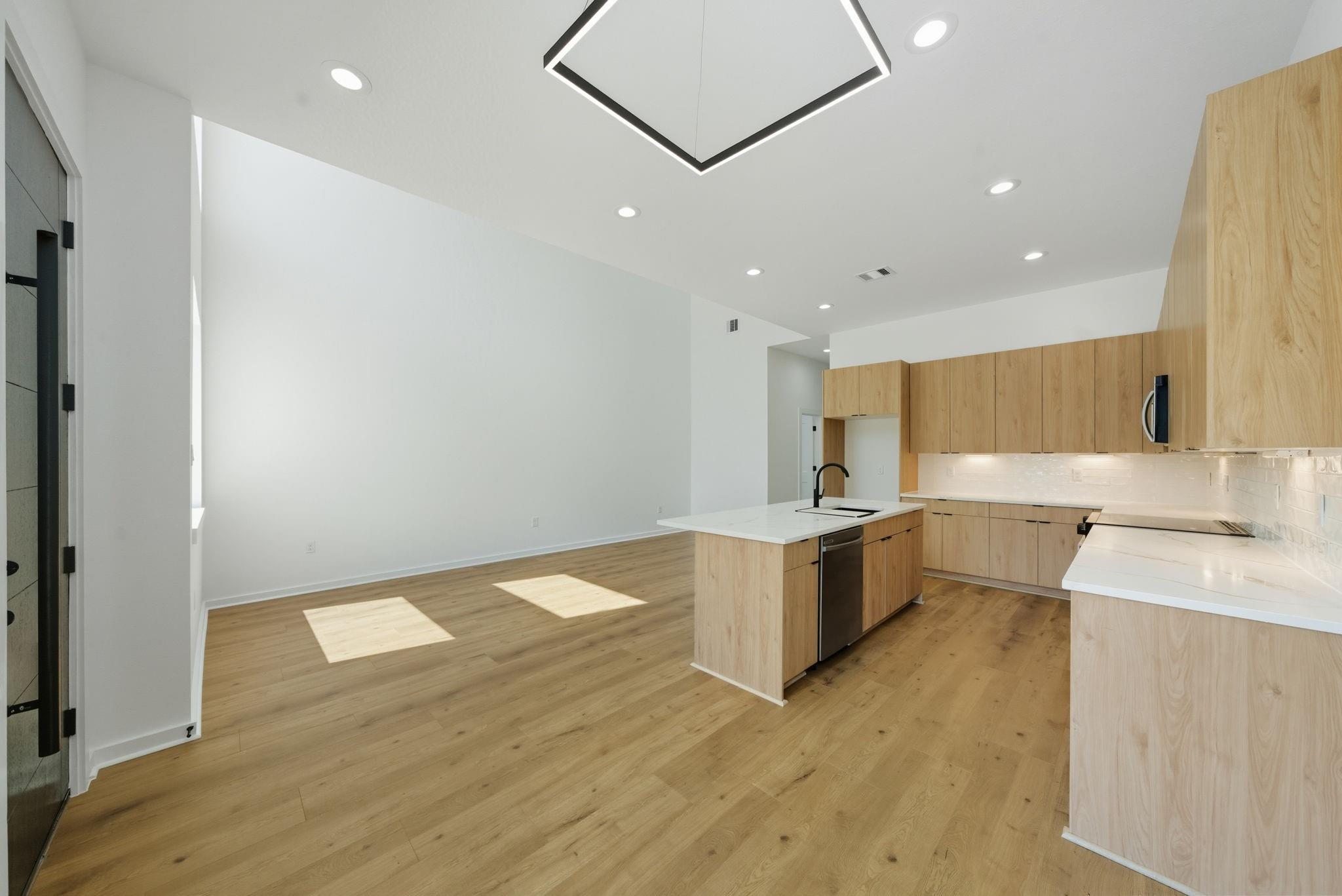 5029 Van Fleet Street Unit: A/B