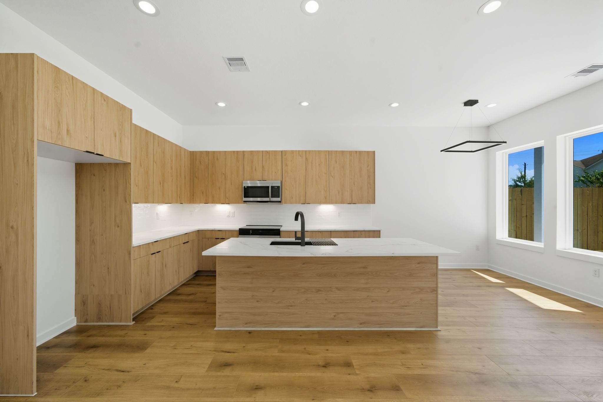 5029 Van Fleet Street Unit: A/B