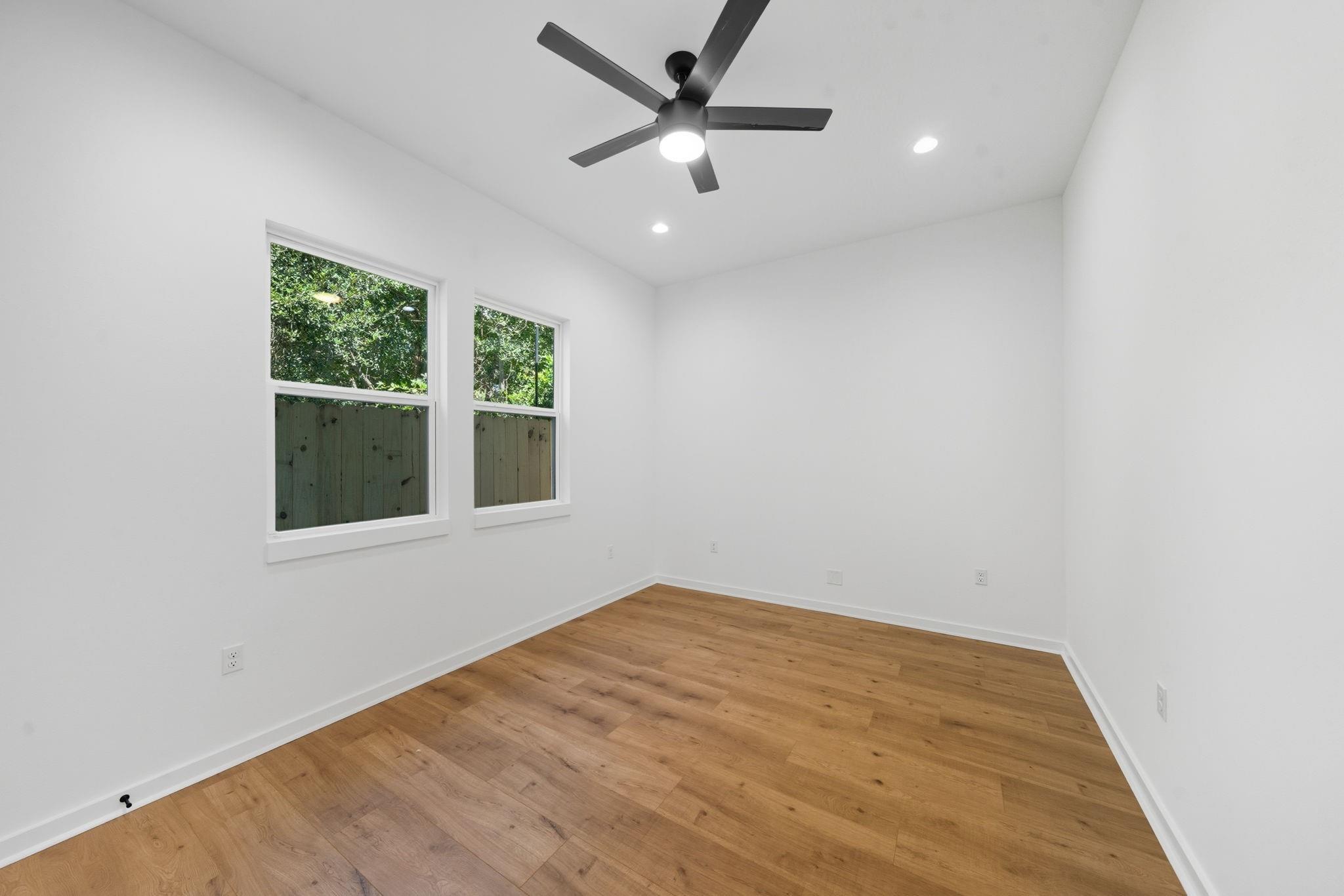 5029 Van Fleet Street Unit: A/B