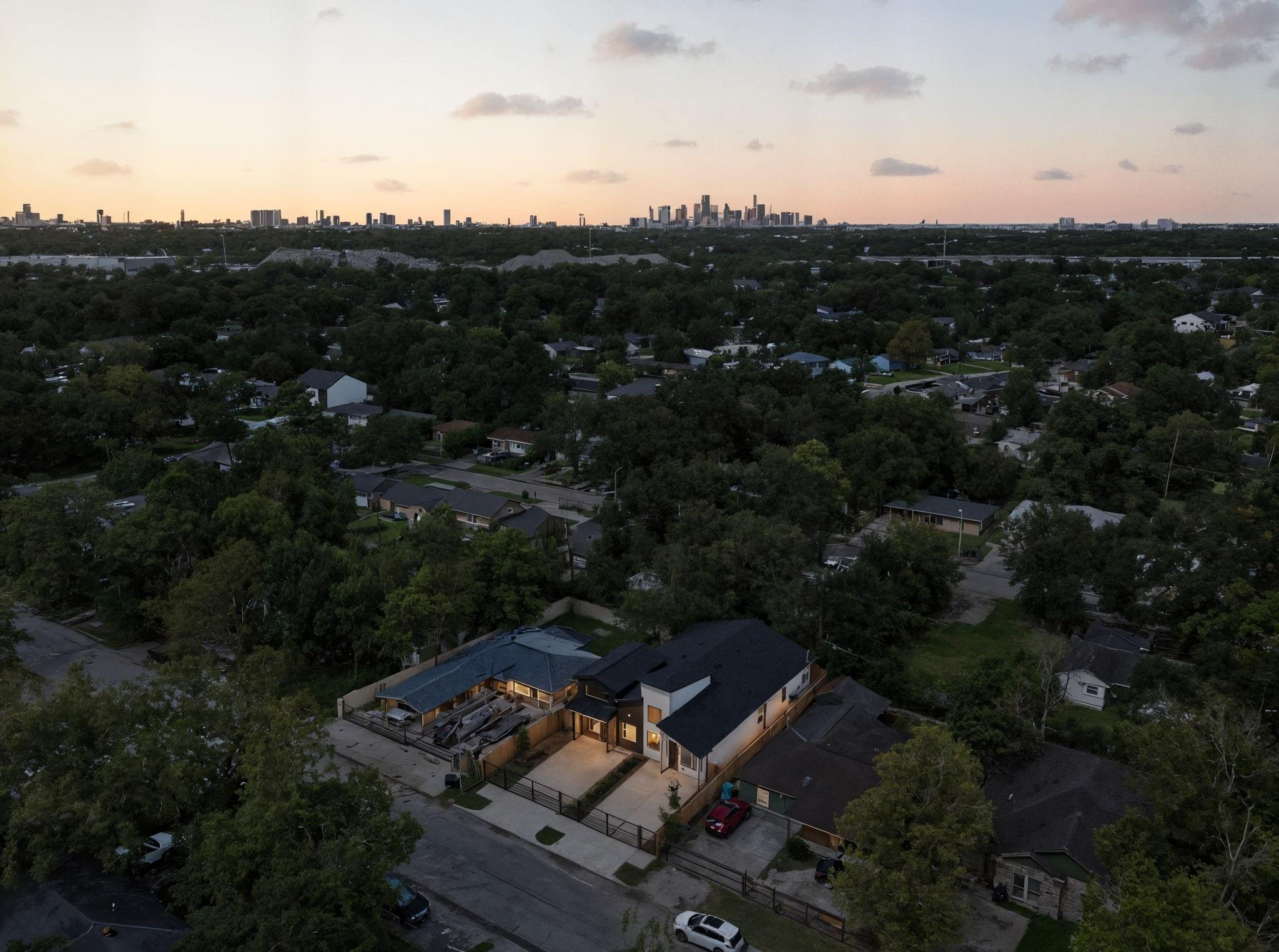 5029 Van Fleet Street Unit: A/B