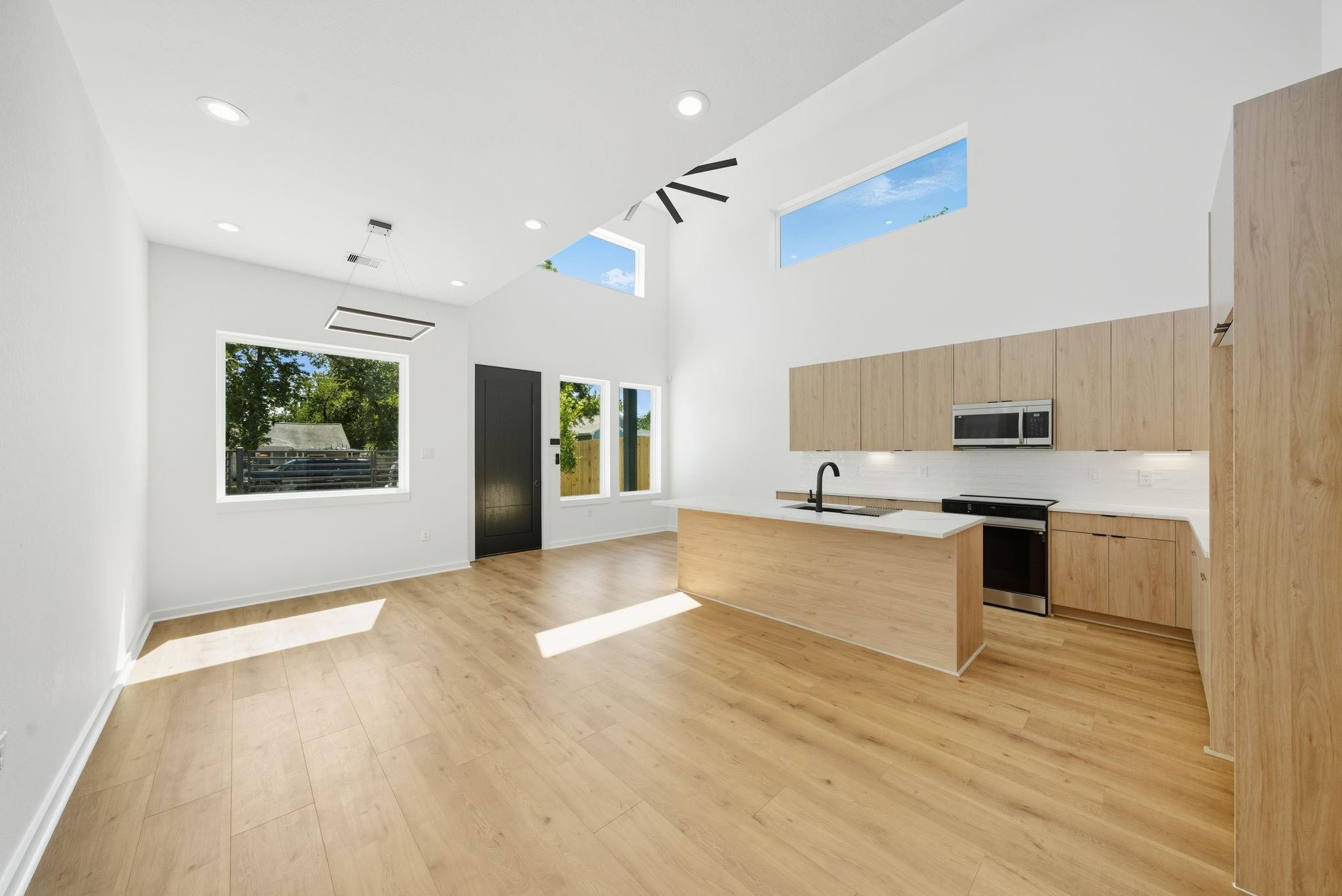 5029 Van Fleet Street Unit: A/B