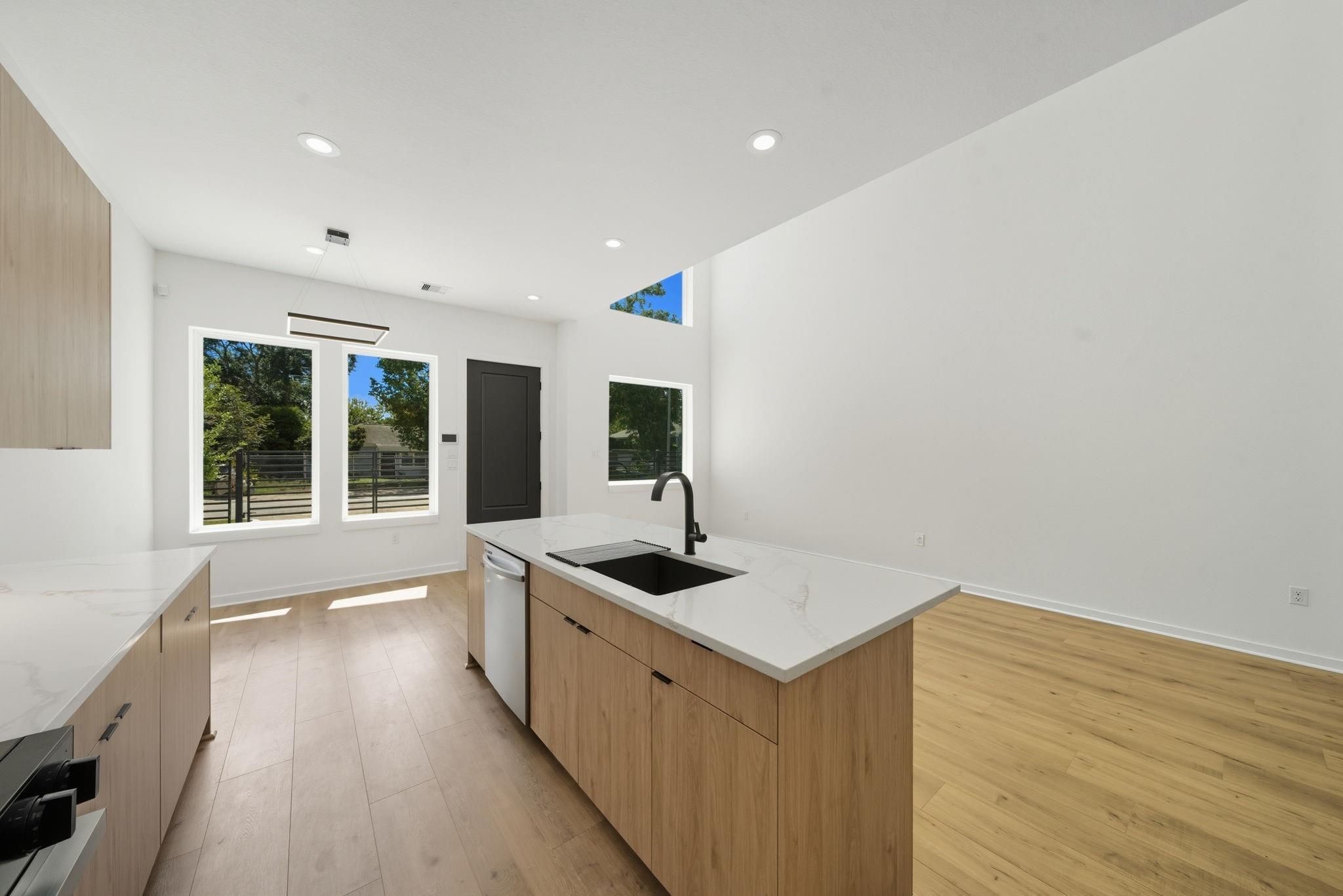 5029 Van Fleet Street Unit: A/B