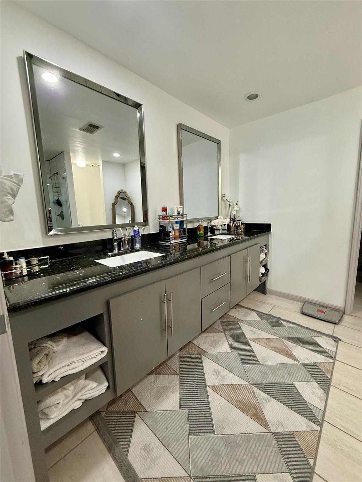 3222 Freshmeadows Drive