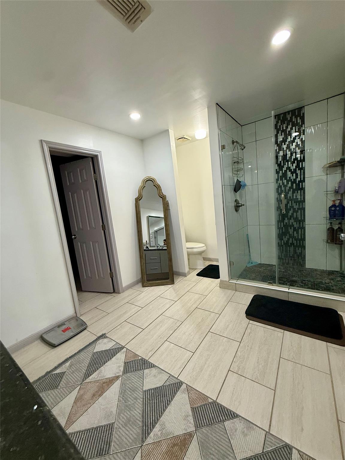 3222 Freshmeadows Drive