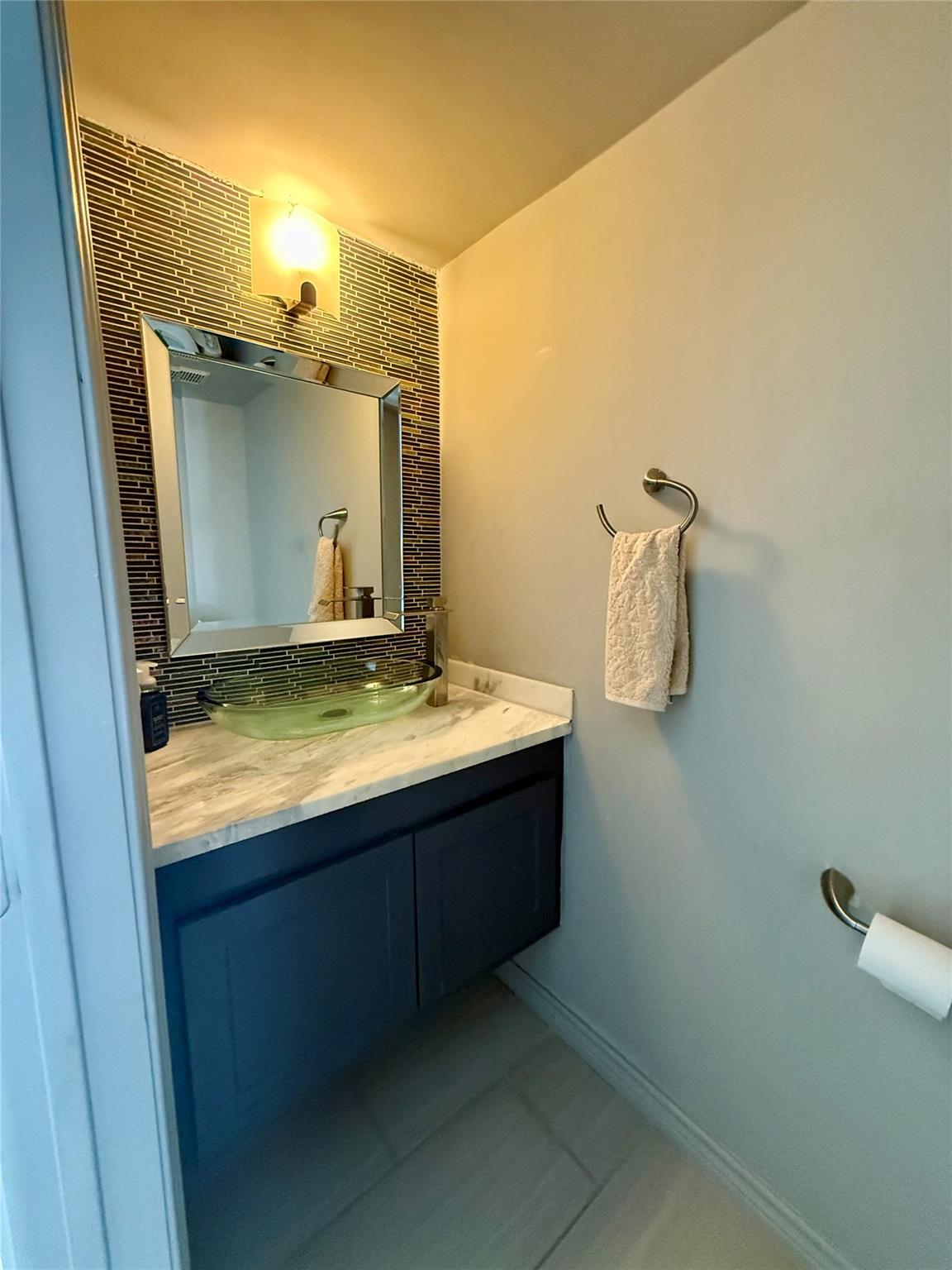 3222 Freshmeadows Drive