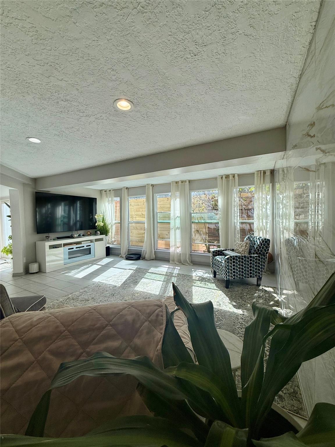 3222 Freshmeadows Drive