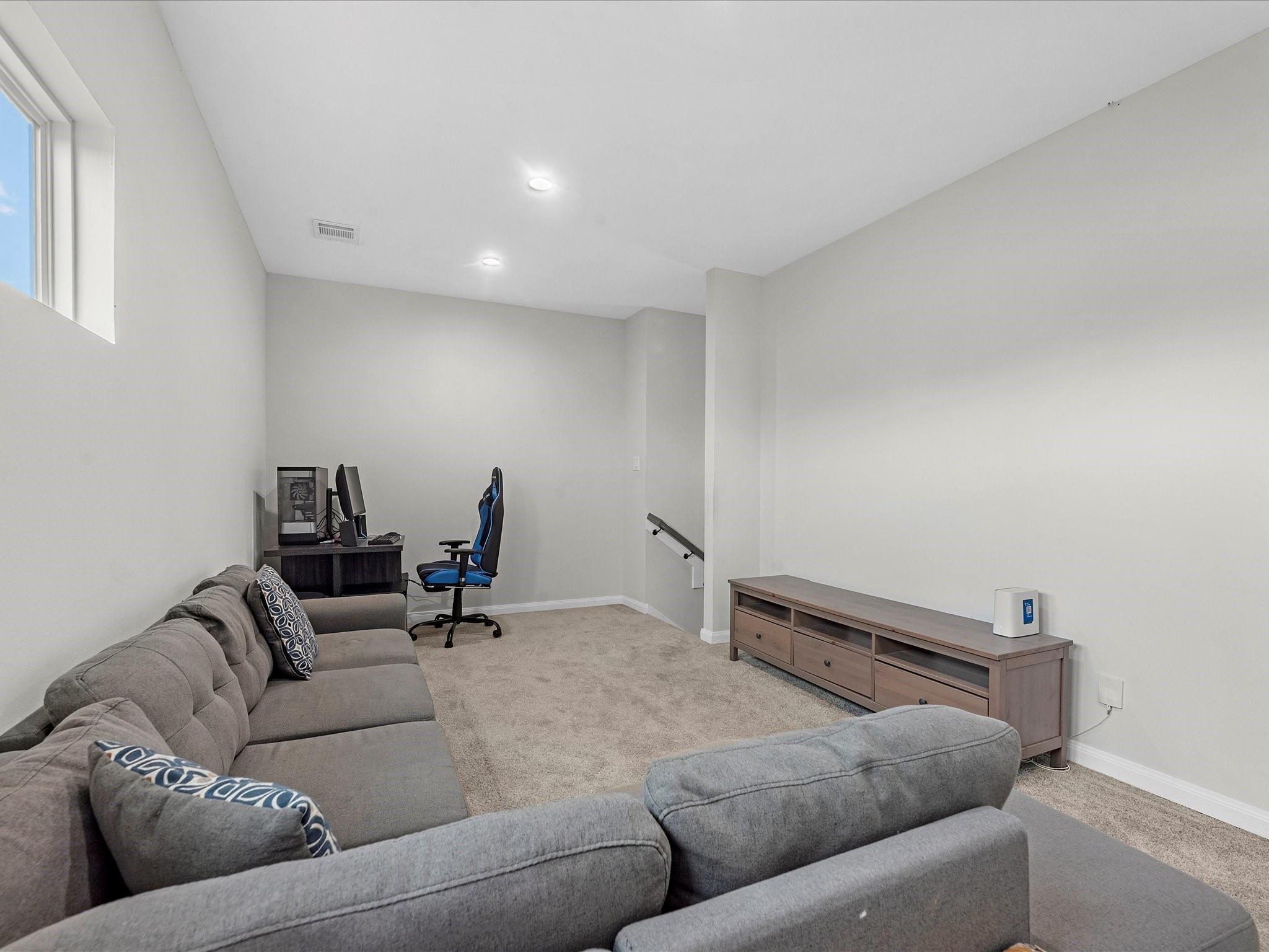 8407 James Franklin Street