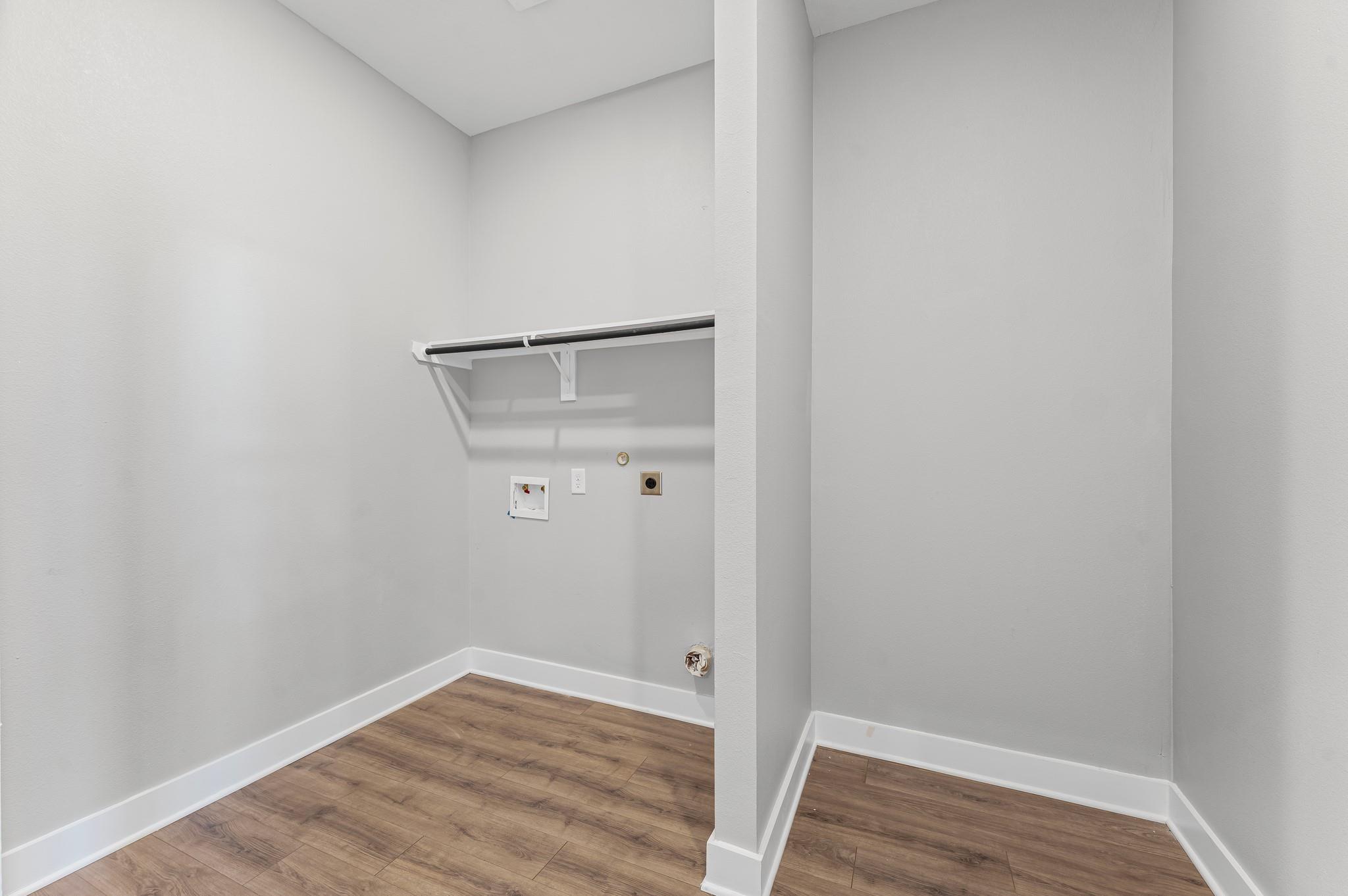 1116 Longleaf Pine St Street