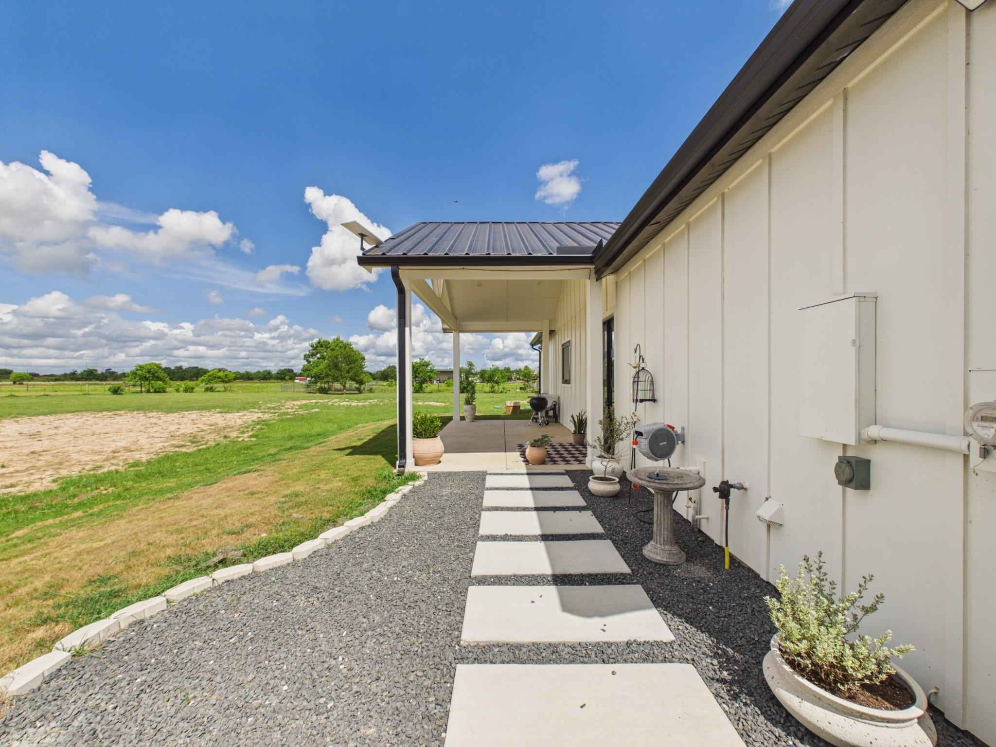 2015 Settlers Court Dr