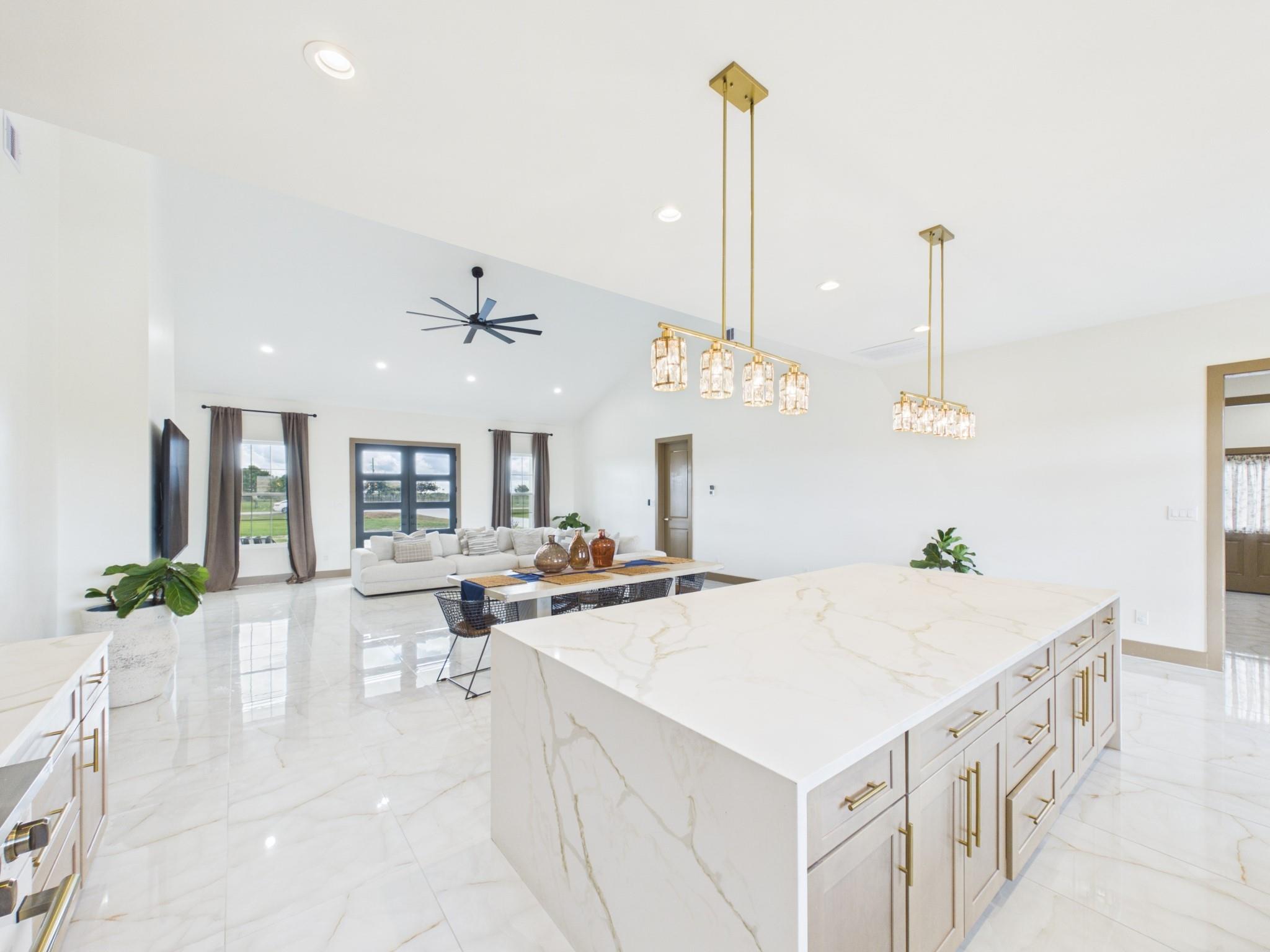 2015 Settlers Court Dr
