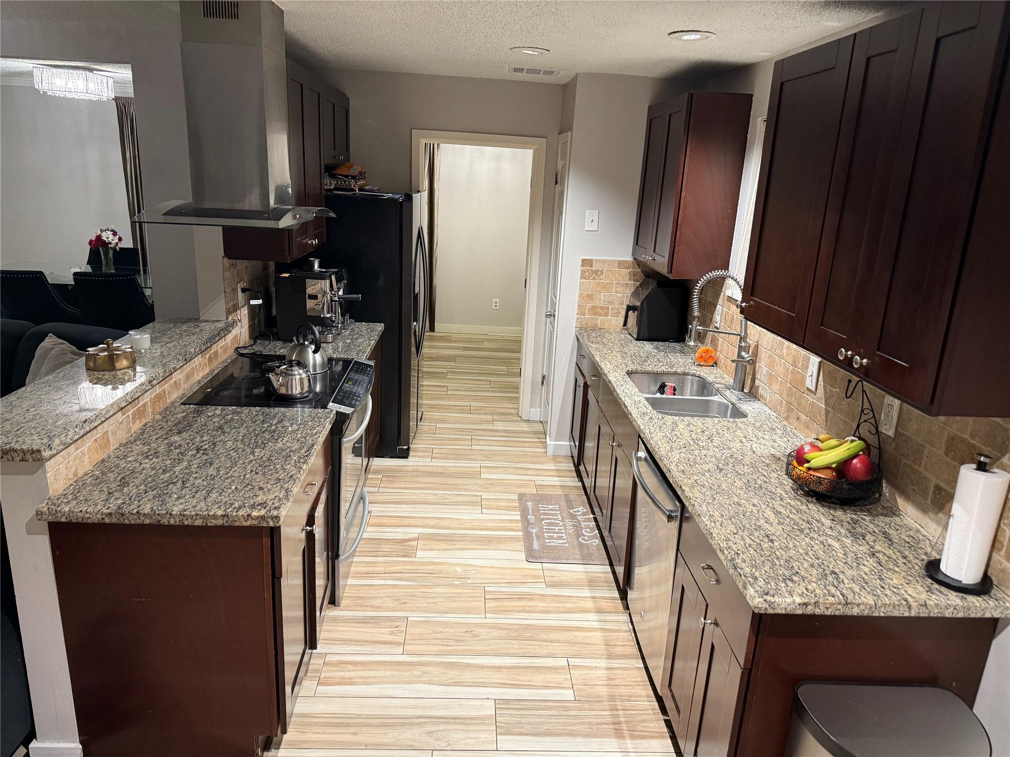 12219 Monticeto Lane