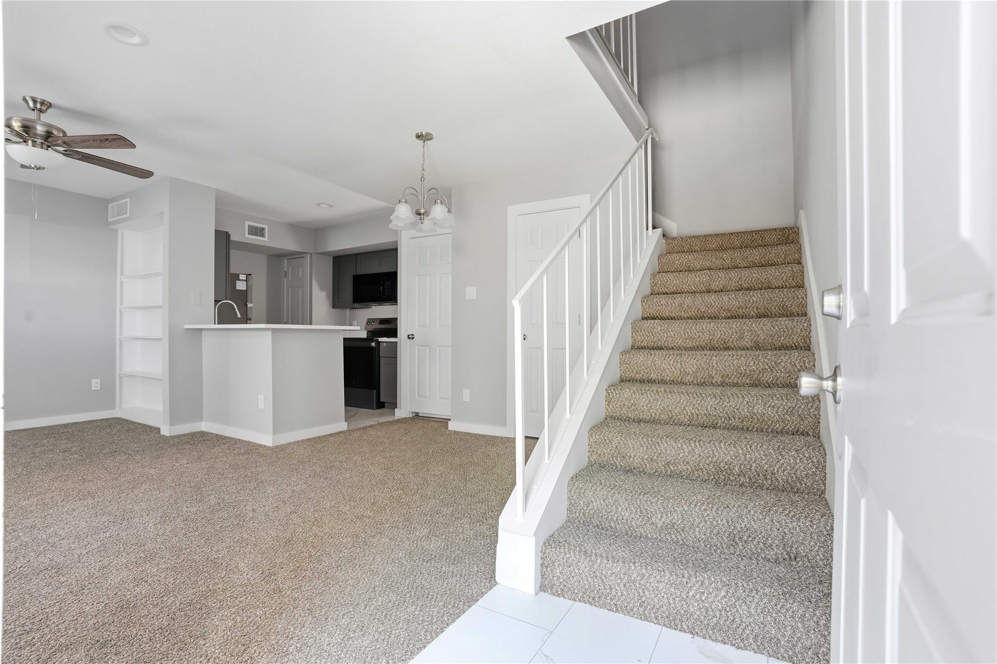 2800 Jeanetta Street # 1602