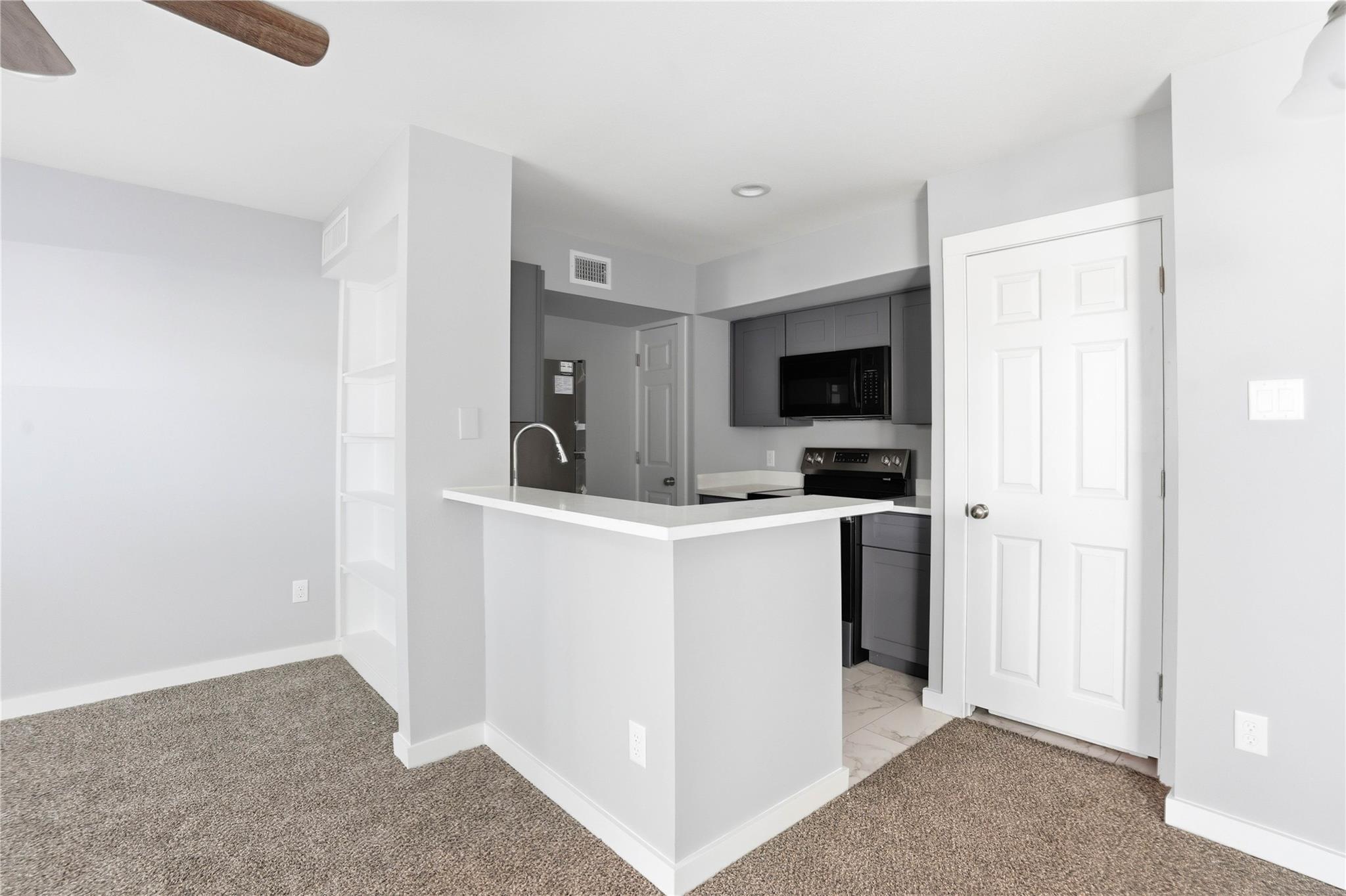 2800 Jeanetta Street # 1602