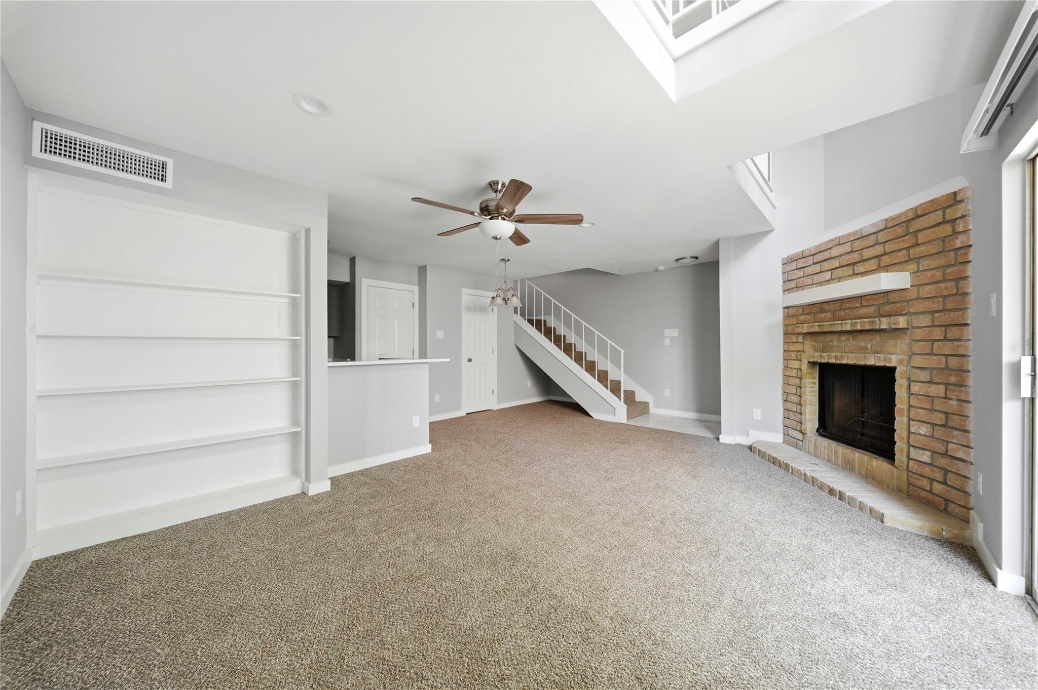 2800 Jeanetta Street # 1602