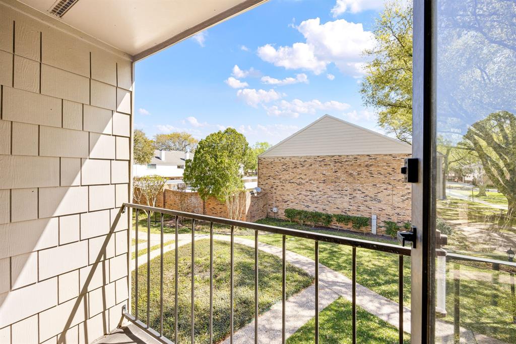10328 Longmont Drive Unit: 47/1