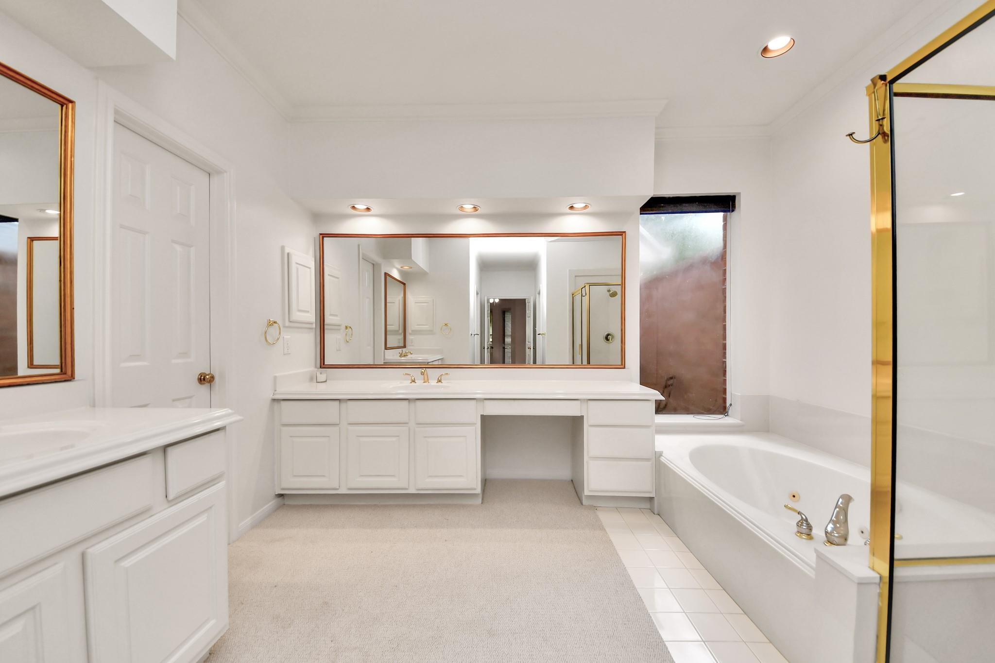 2518 Kittansett Circle