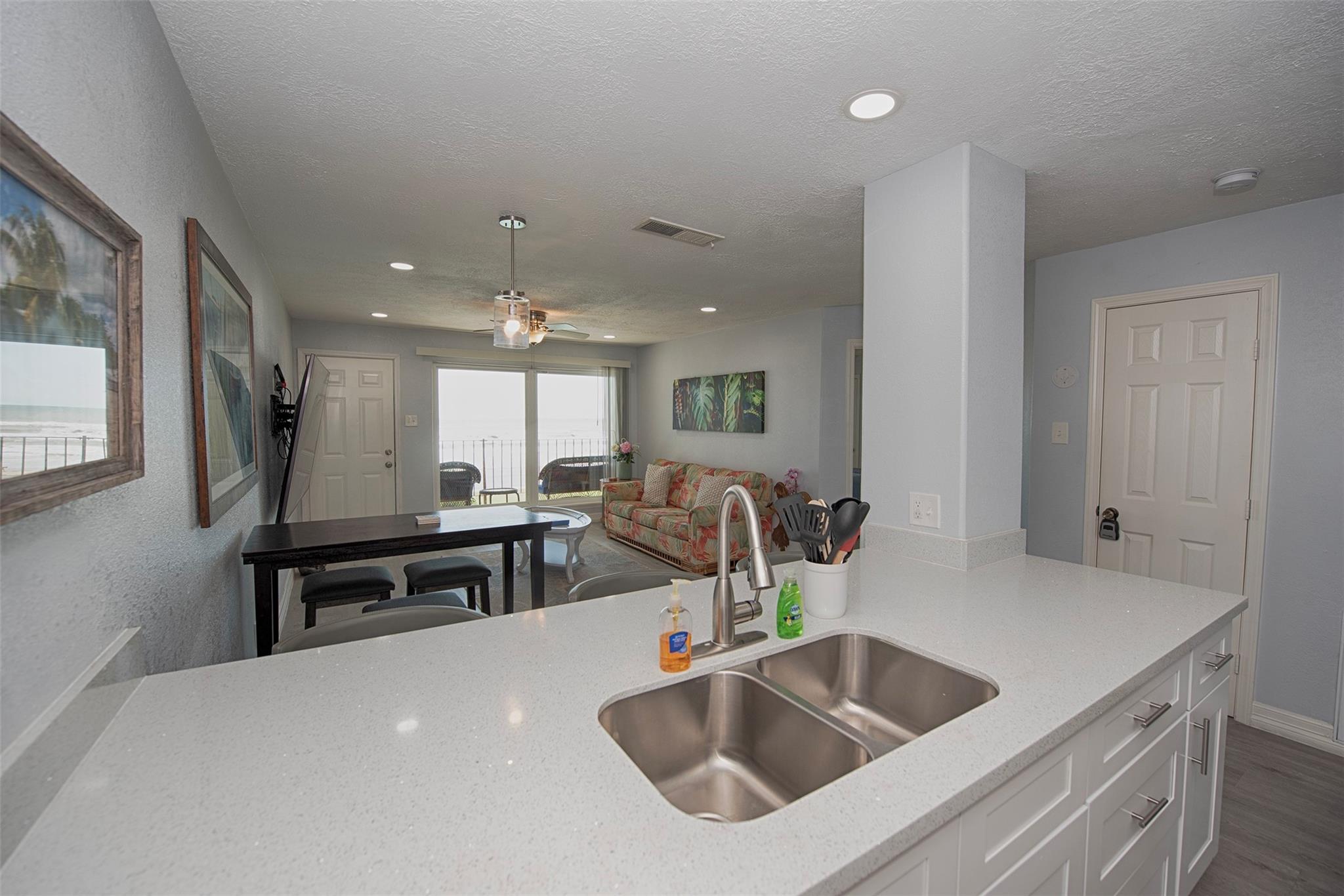7600 Seawall Boulevard # 209